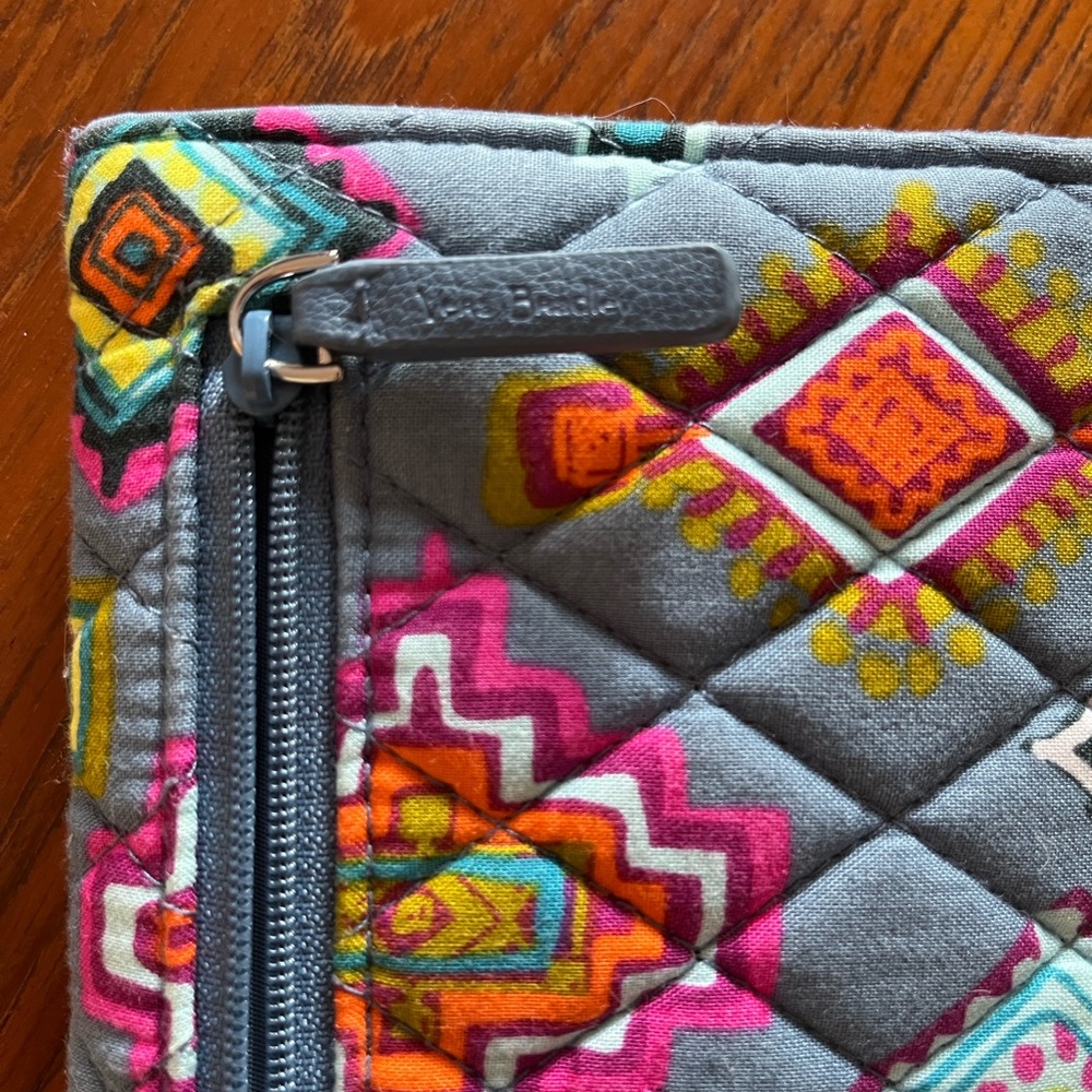 Vera Bradley trifold wallet NWOT - Picture 3 of 9